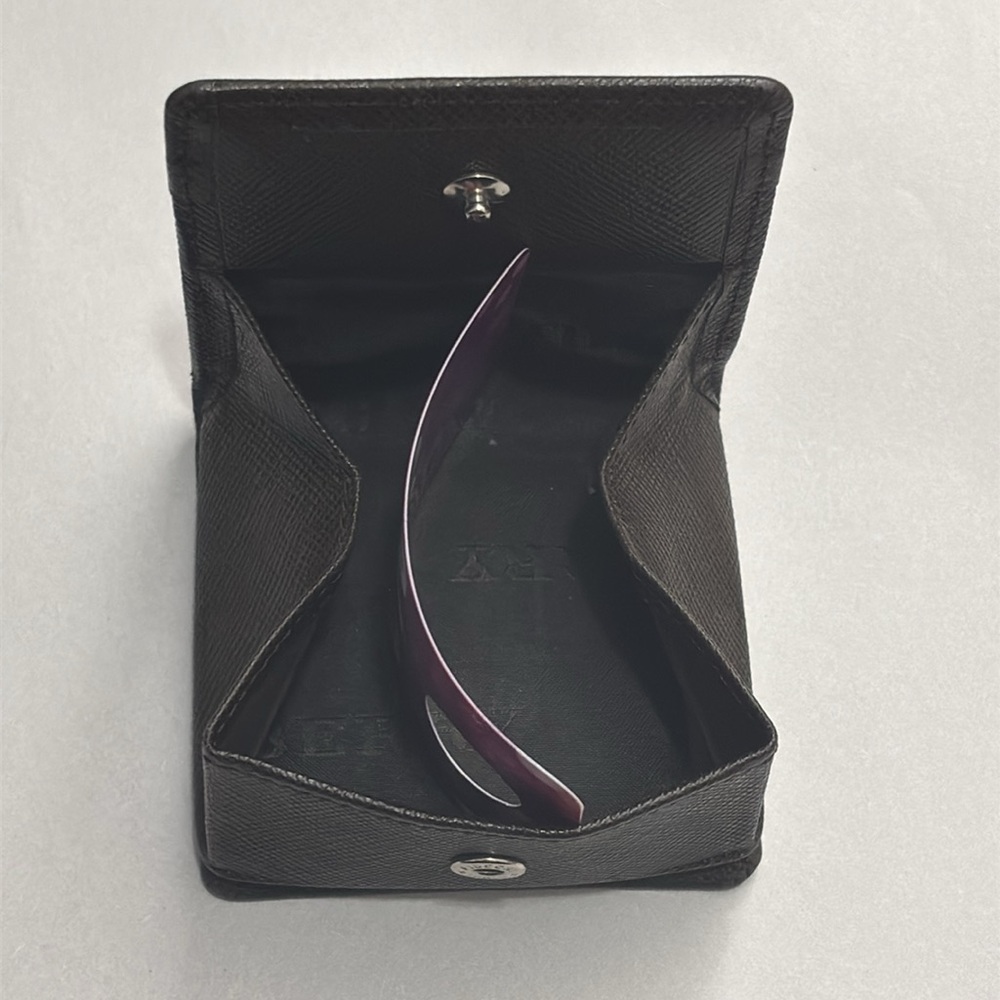 BURBERRY RARE COIN POUCH - Picture 5 of 9